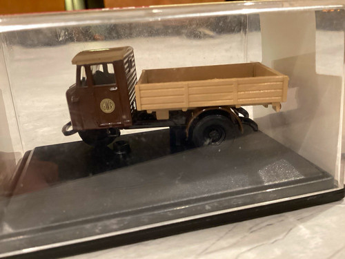 Hornby scale autos - scale, 1:76